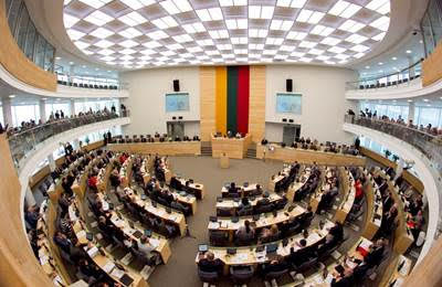 Užsienio lietuviai spręs, kas vertas jų pasitikėjimo šių metų Seimo rinkimuose
